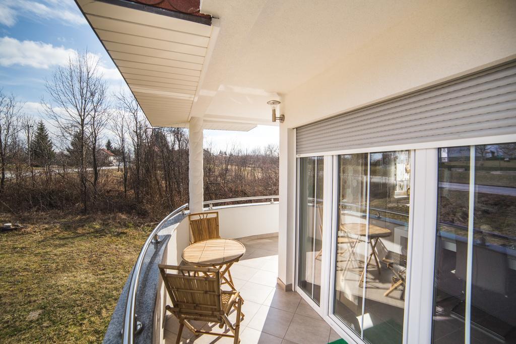 Guest House Melody Dreznik Grad Exterior photo
